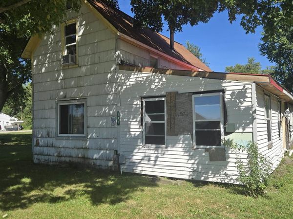 305 South Church St. Street, Otterbein, IN 47970