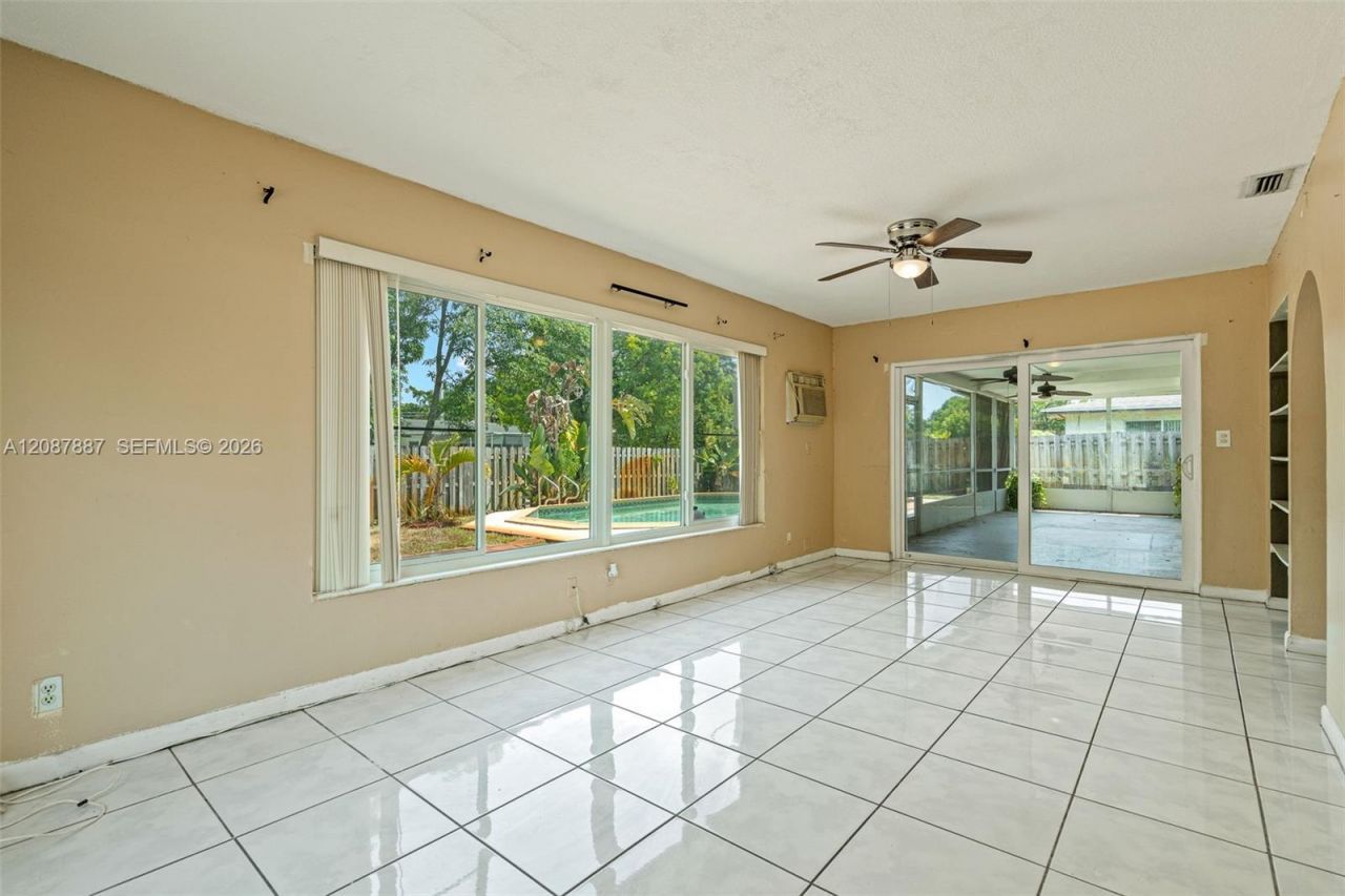 800 NW 48th Ter, Plantation, FL 33317 Photo