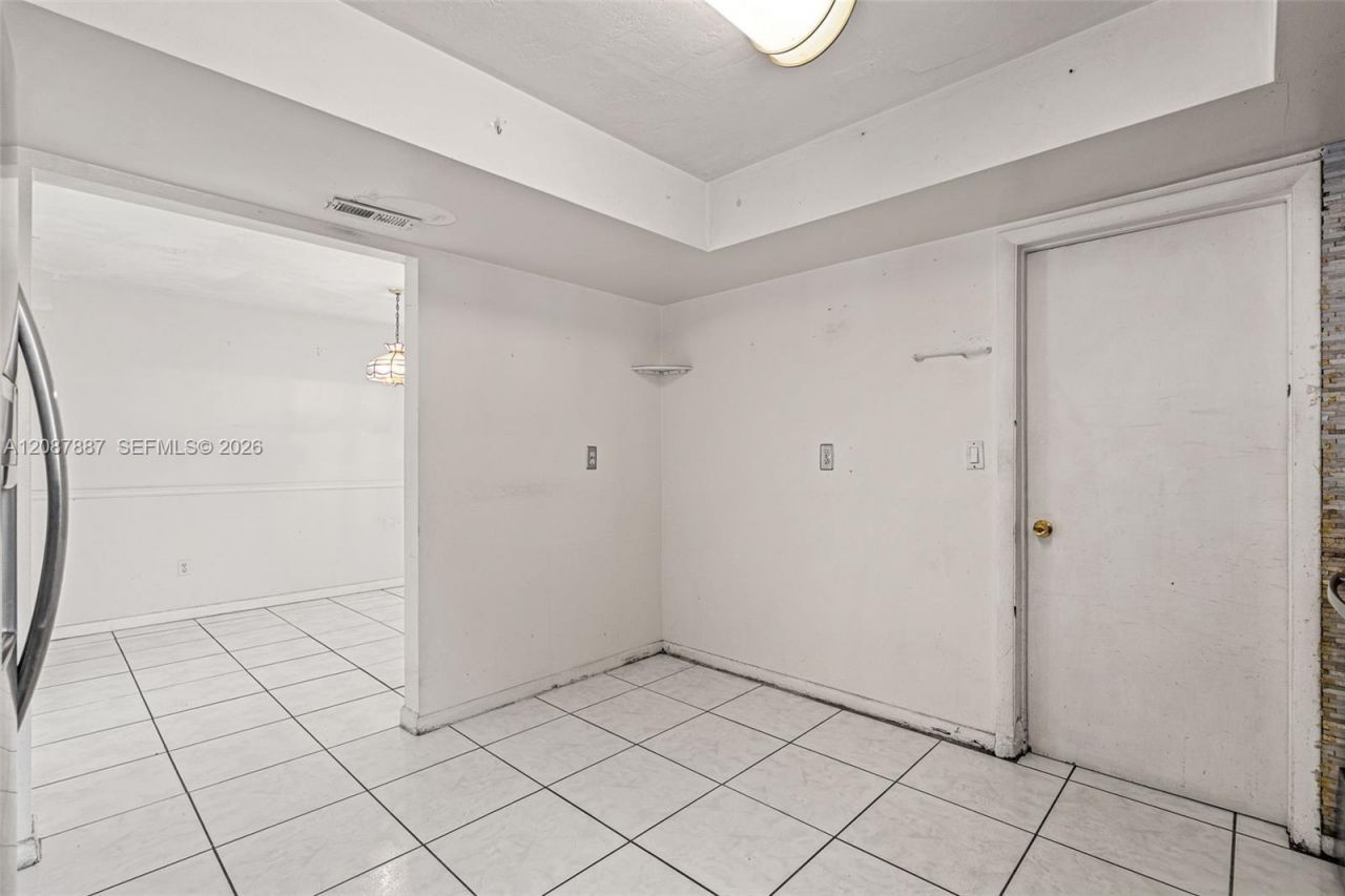 800 NW 48th Ter, Plantation, FL 33317 Photo