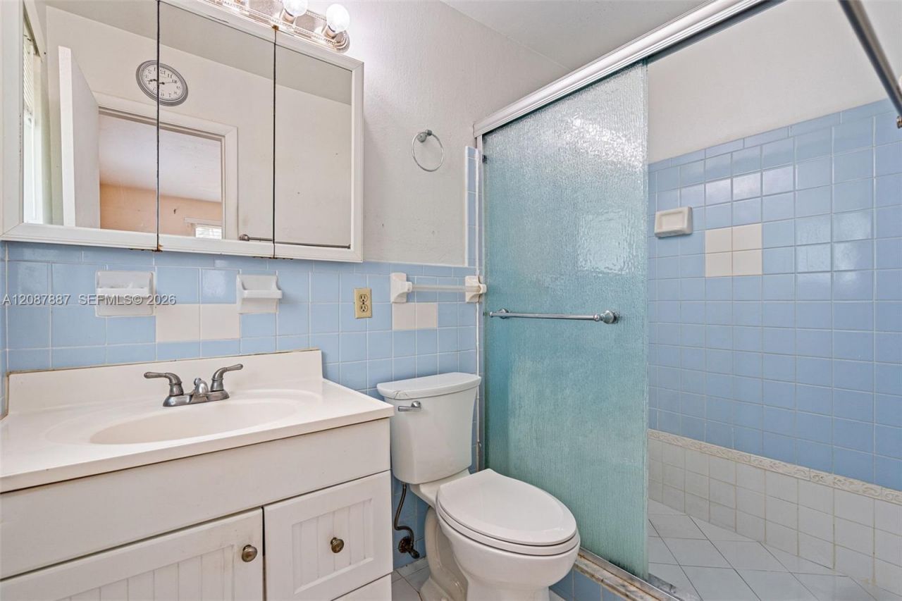 800 NW 48th Ter, Plantation, FL 33317 Photo