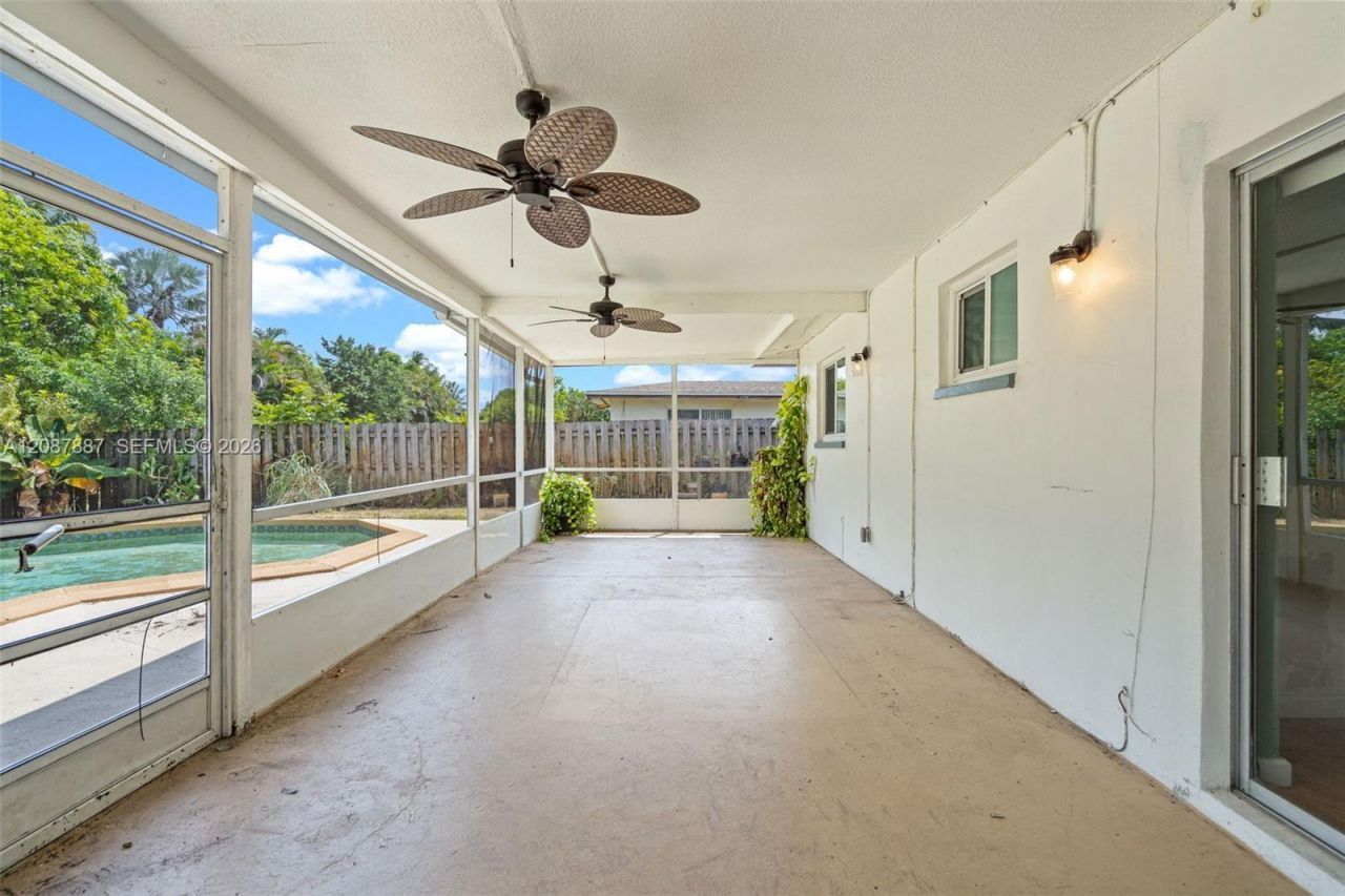 800 NW 48th Ter, Plantation, FL 33317 Photo