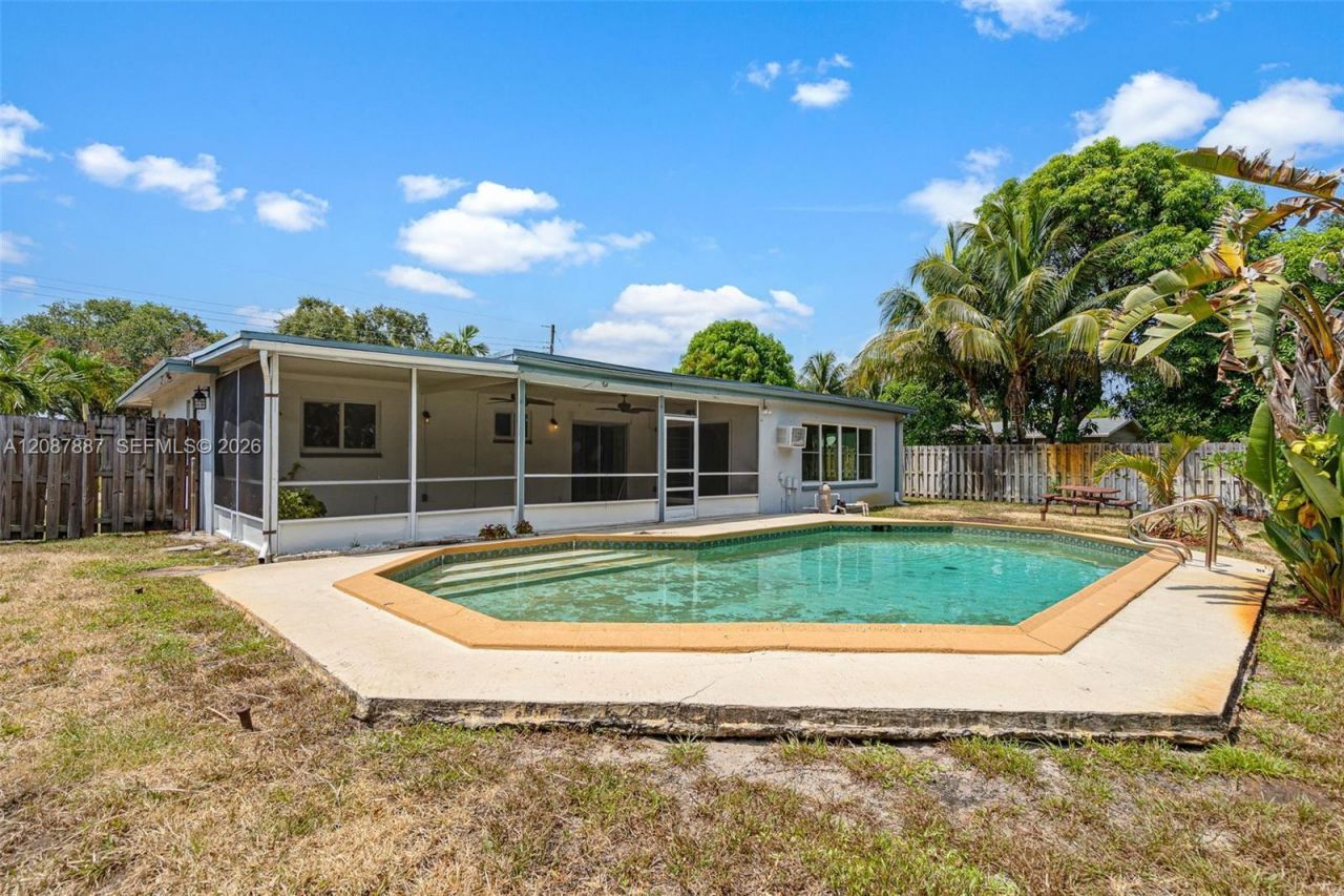 800 NW 48th Ter, Plantation, FL 33317 Photo