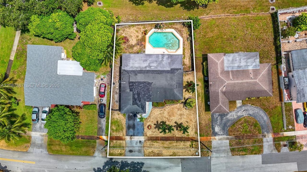 800 NW 48th Ter, Plantation, FL 33317 Photo