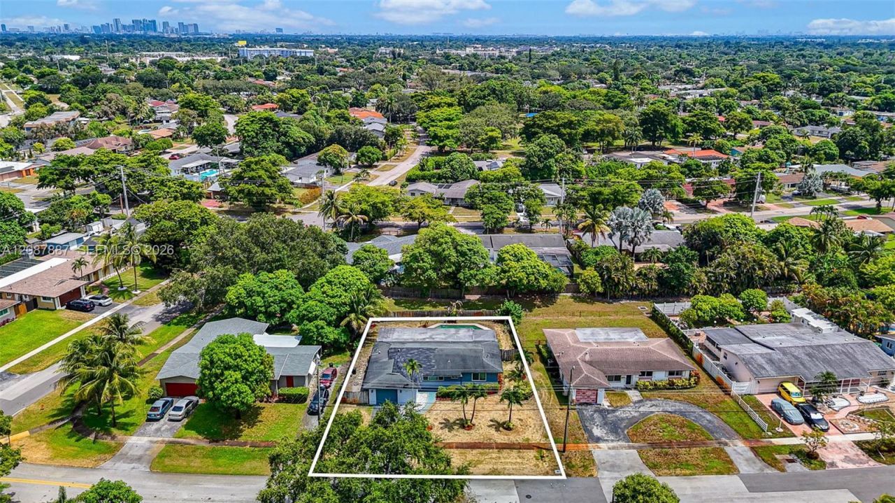 800 NW 48th Ter, Plantation, FL 33317 Photo