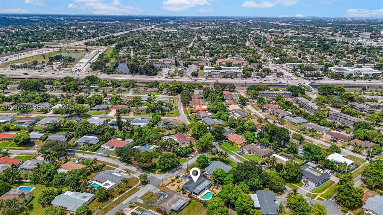 800 NW 48th Ter, Plantation, FL 33317 Photo