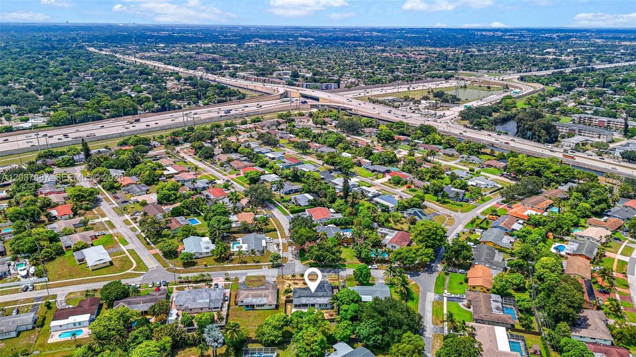 800 NW 48th Ter, Plantation, FL 33317 Photo