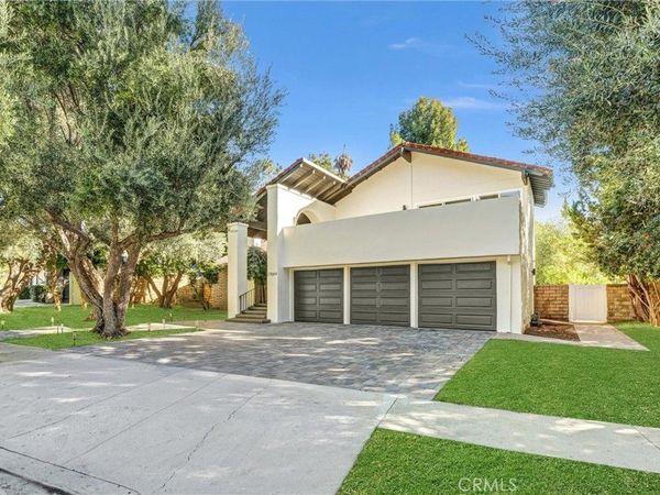 27064 Esward Drive, Calabasas, CA 91301