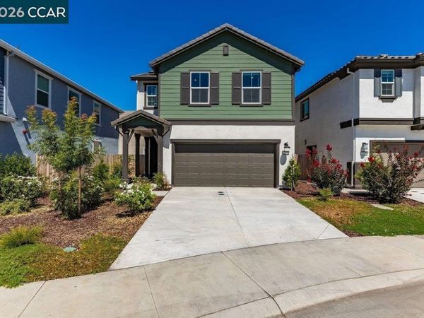 8837 J Sheehan St, Elk Grove, CA 95624
