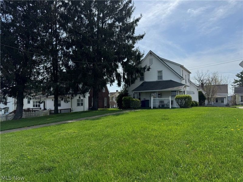 211 E Main Street, Saint Clairsville, OH 43950 Photo 11