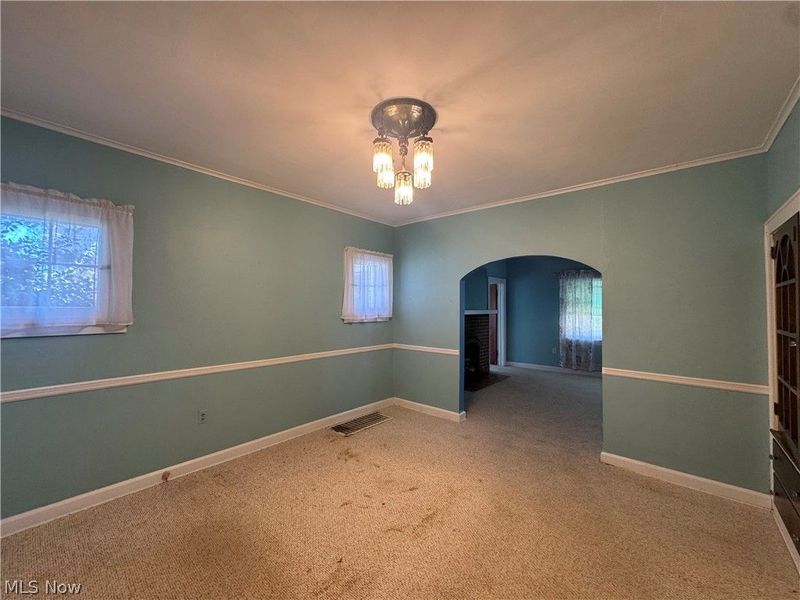 211 E Main Street, Saint Clairsville, OH 43950 Photo 17