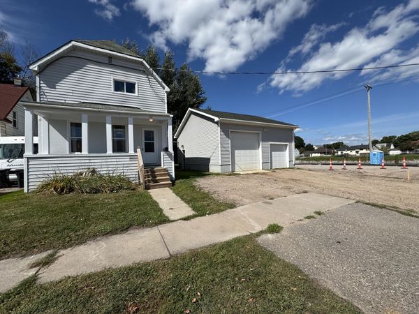 748 Kimball ST, Sault Ste Marie, MI 49783