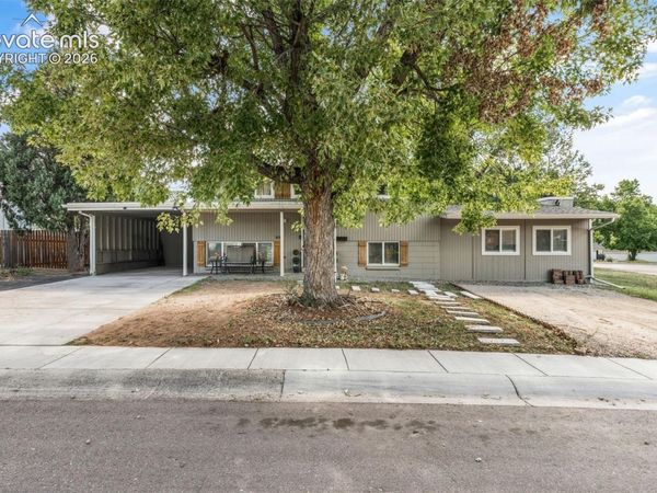 239 Elmwood Drive, Colorado Springs, CO 80907