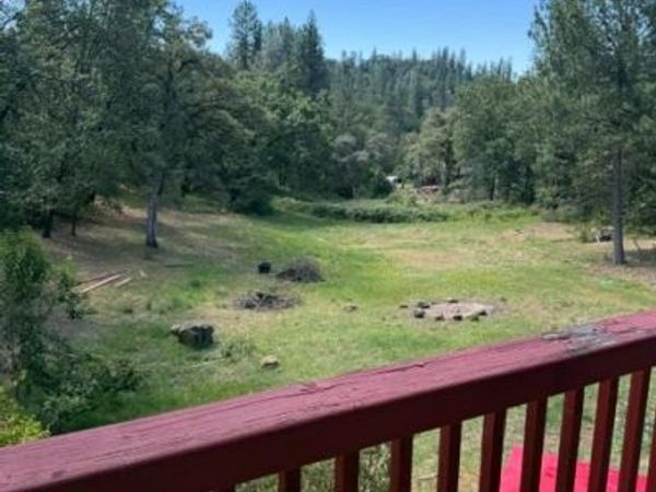 300 Larsen Lane, Applegate, CA 95703