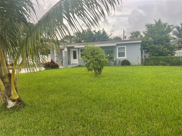 3451 Charleston Blvd , Fort Lauderdale, FL 33312