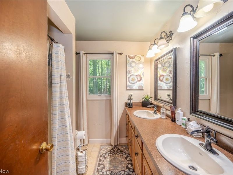 7733 Silver Fox Drive, Youngstown, OH 44512 Photo 28