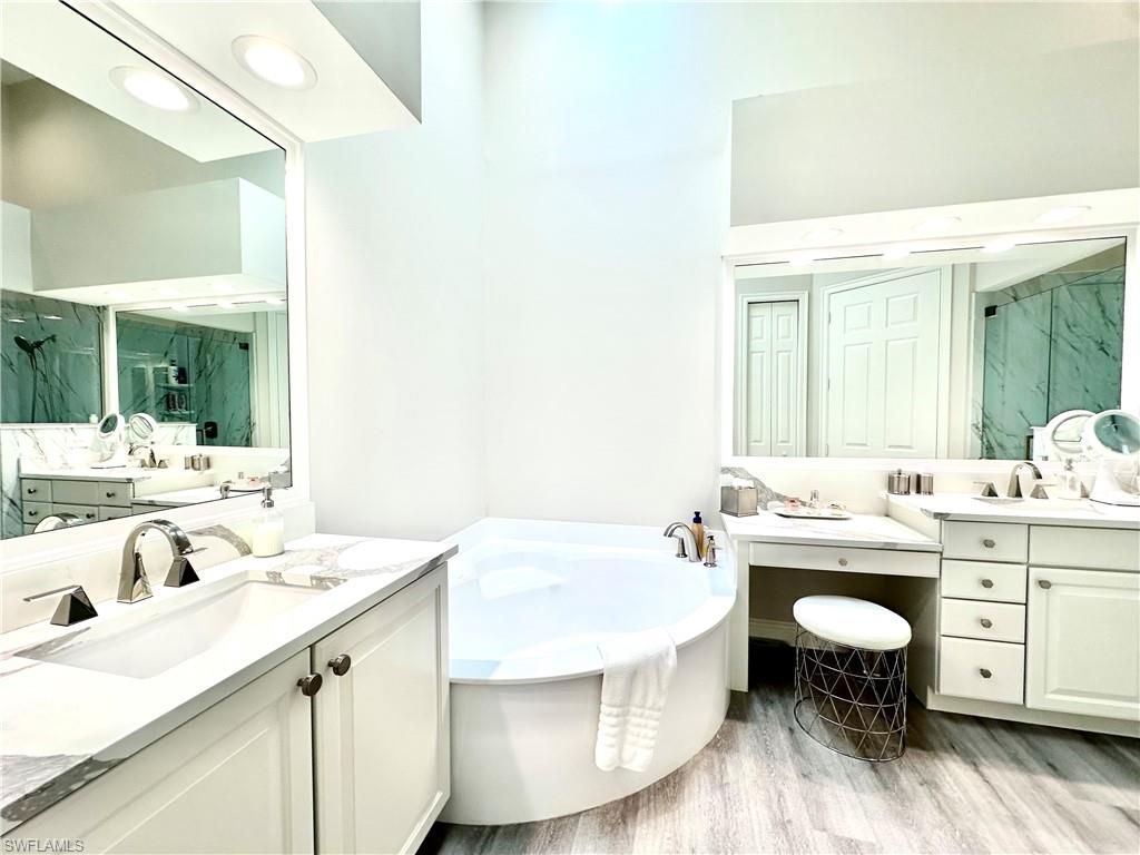 6438 Legacy Cir, Unit 304, Naples, FL 34113 Photo