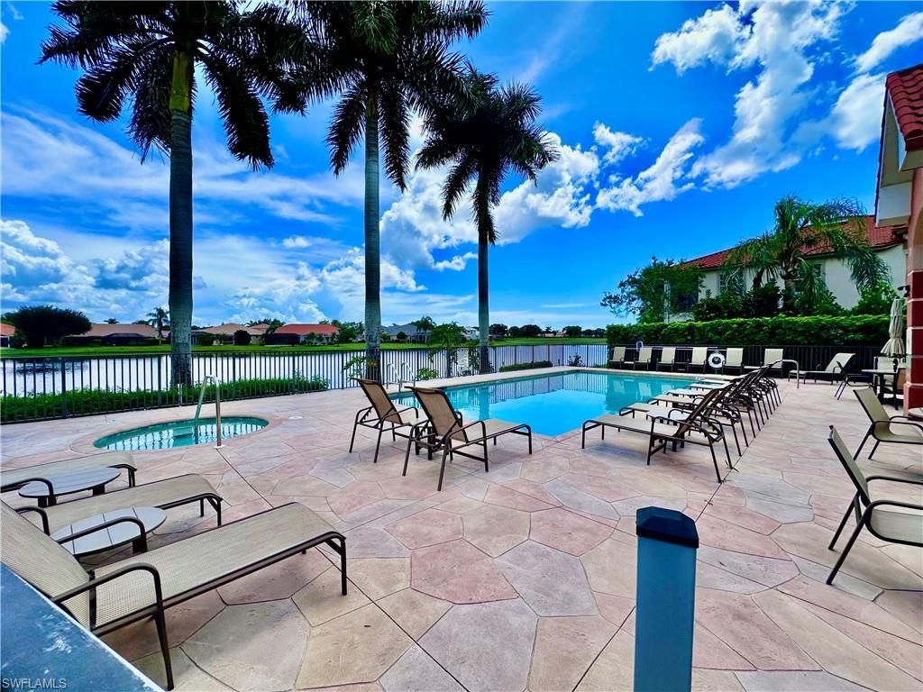6438 Legacy Cir, Unit 304, Naples, FL 34113 Photo