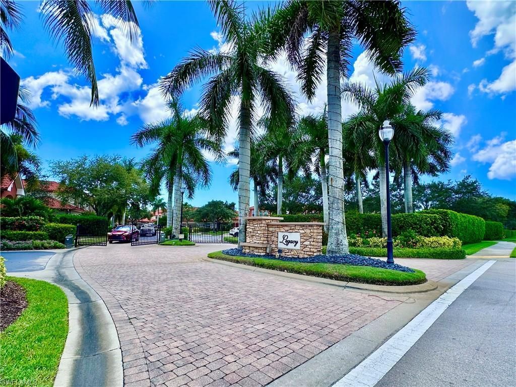 6438 Legacy Cir, Unit 304, Naples, FL 34113 Photo