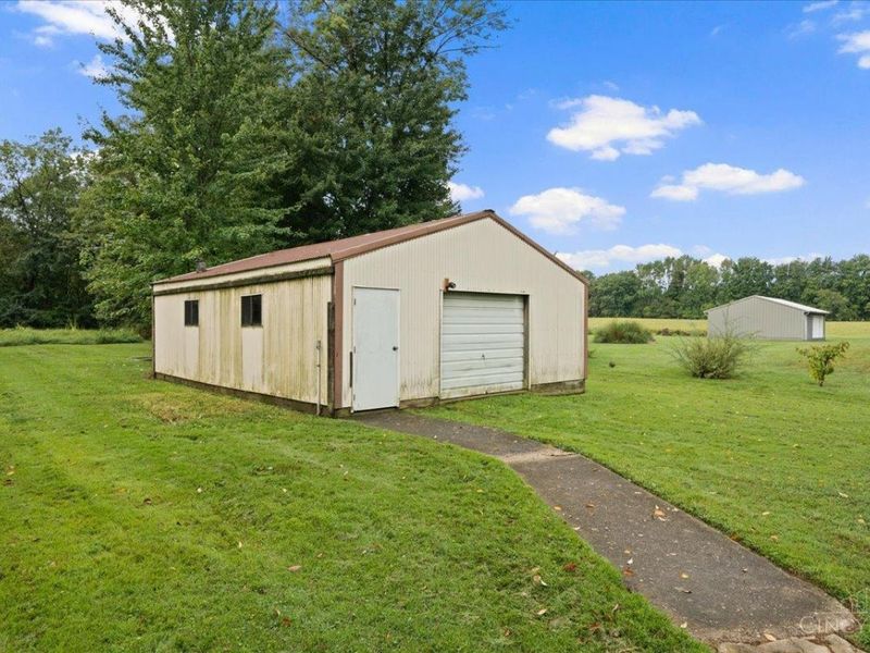 2571 Williamsburg Bantam Rd, Bethel, OH 45106 Photo 10