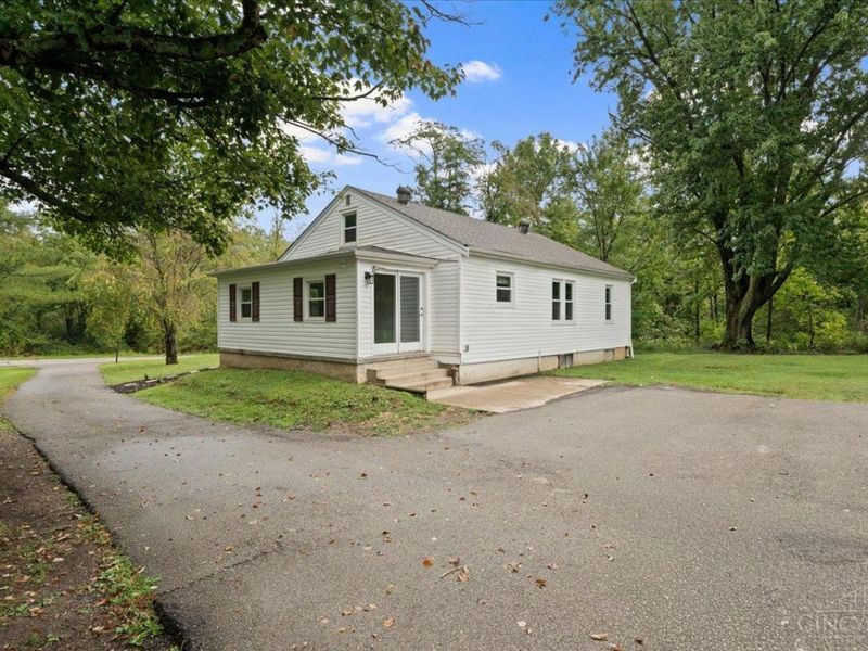 2571 Williamsburg Bantam Rd, Bethel, OH 45106 Photo 5