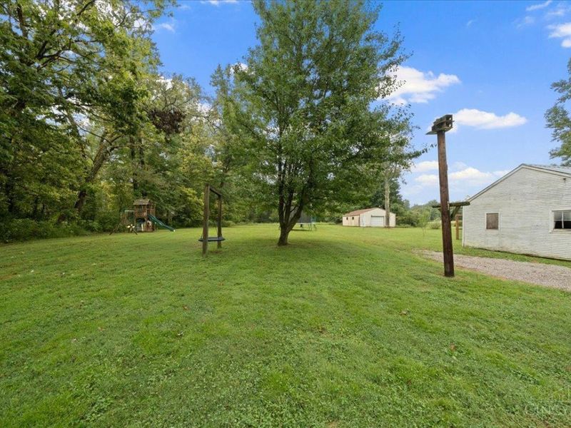 2571 Williamsburg Bantam Rd, Bethel, OH 45106 Photo 8