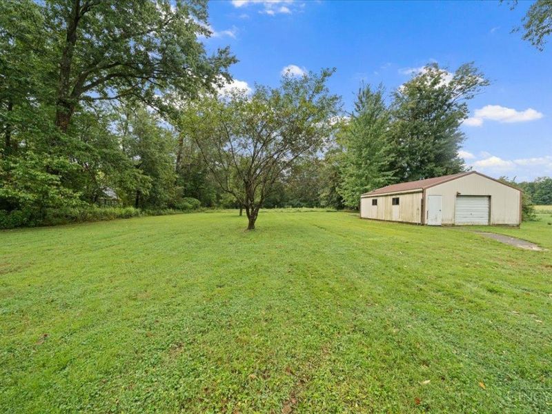 2571 Williamsburg Bantam Rd, Bethel, OH 45106 Photo 9