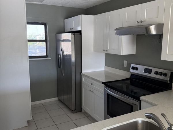 20735 NE 8TH Court, Unit 206-12, Miami, FL 33179