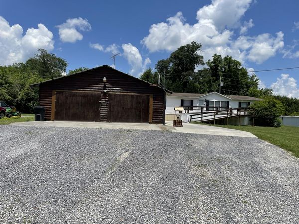 2020 Fox Lane, Sevierville, TN 37862