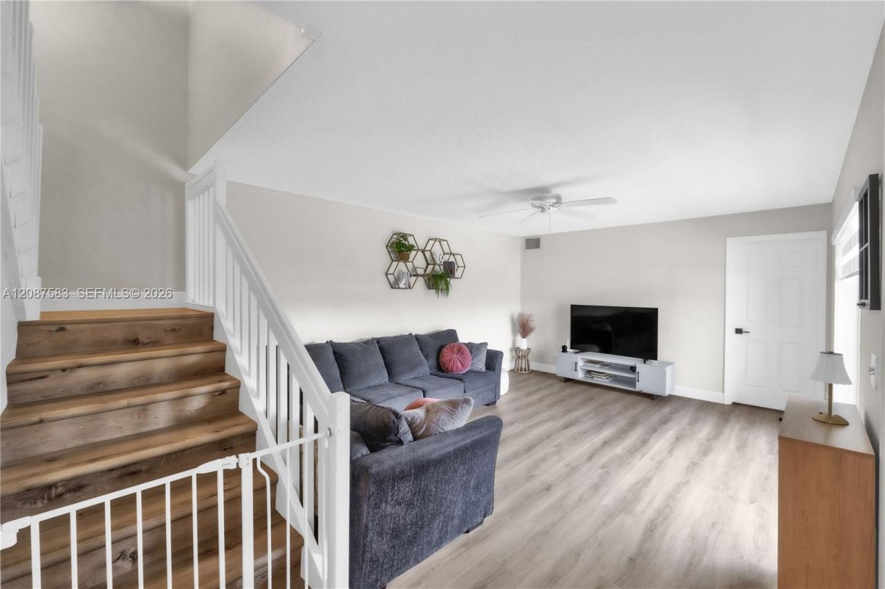 11882 SW 12th Pl, Davie, FL 33325 Photo
