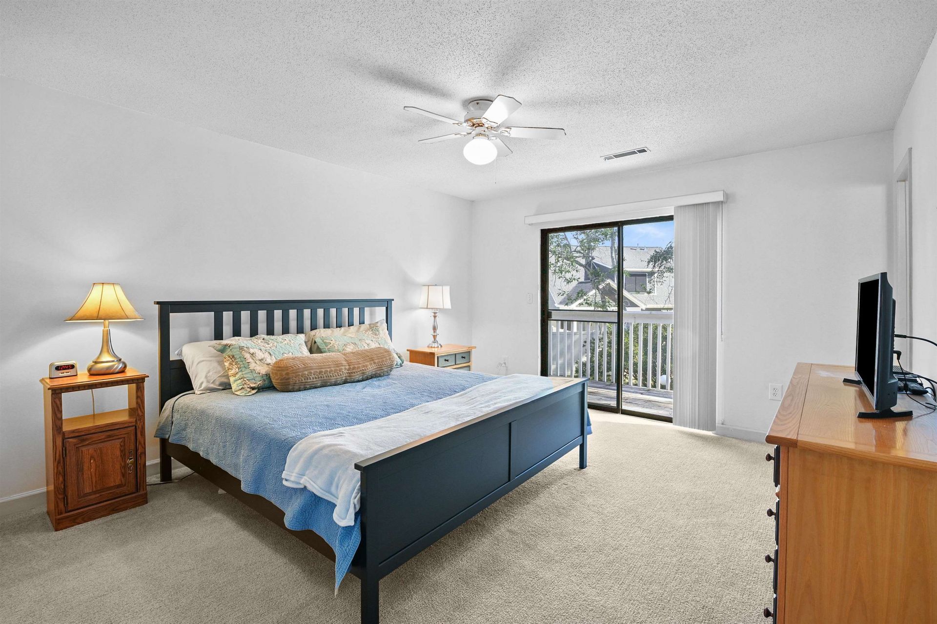 910 Villa Dr.  Photo 30
