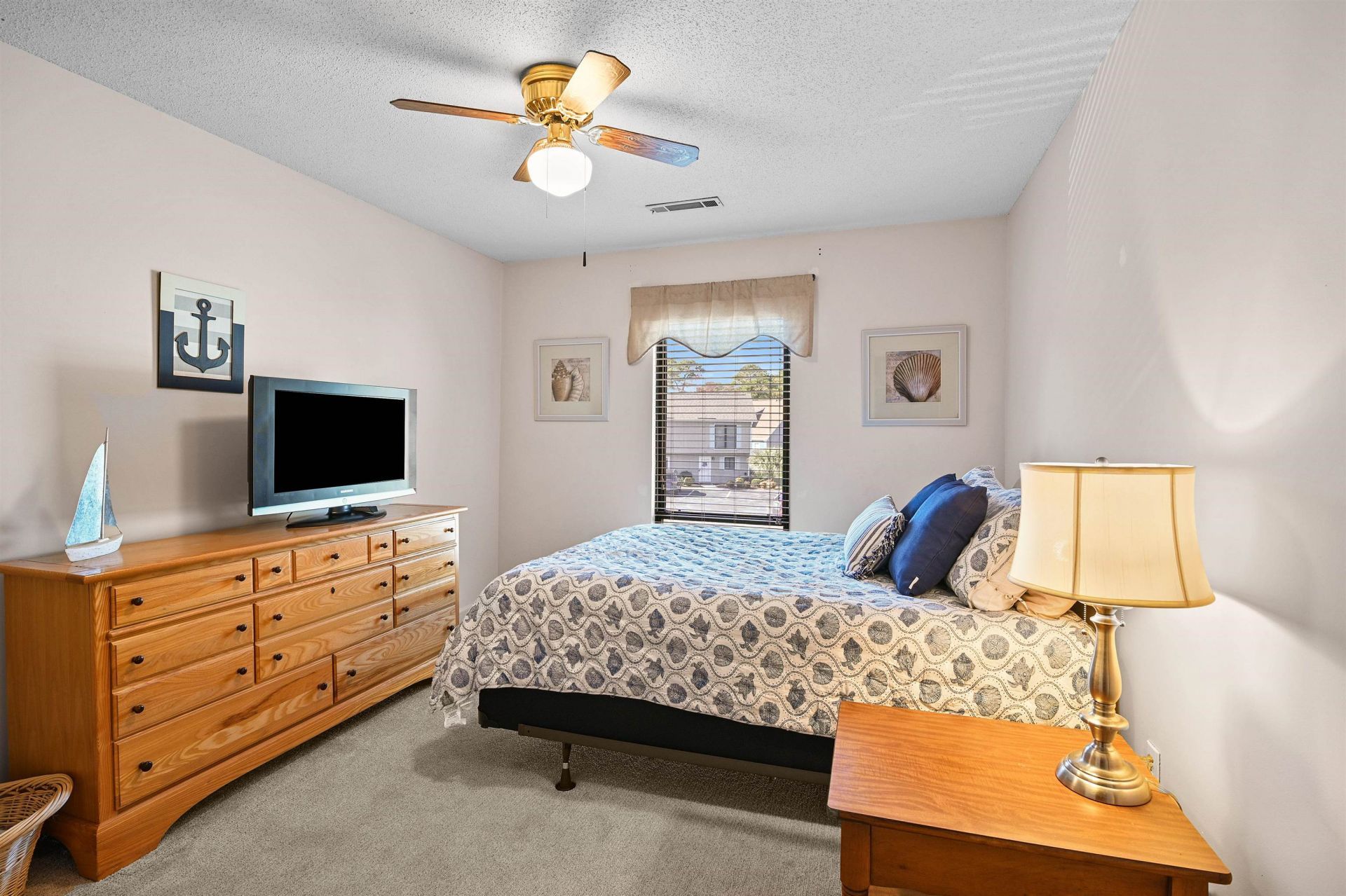 910 Villa Dr.  Photo 47