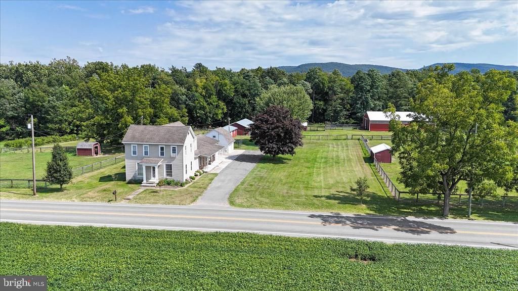 570 WOODSTOCK ROAD, FAYETTEVILLE, PA 17222