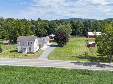 570 WOODSTOCK ROAD, FAYETTEVILLE, PA 17222
