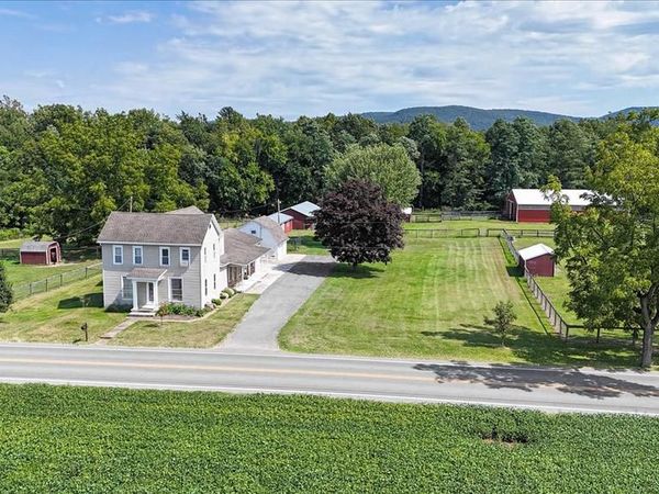 570 WOODSTOCK ROAD, FAYETTEVILLE, PA 17222