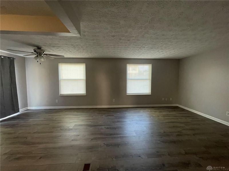 4403 Woodpoint Court, Huber Heights, OH 45424 Photo 8