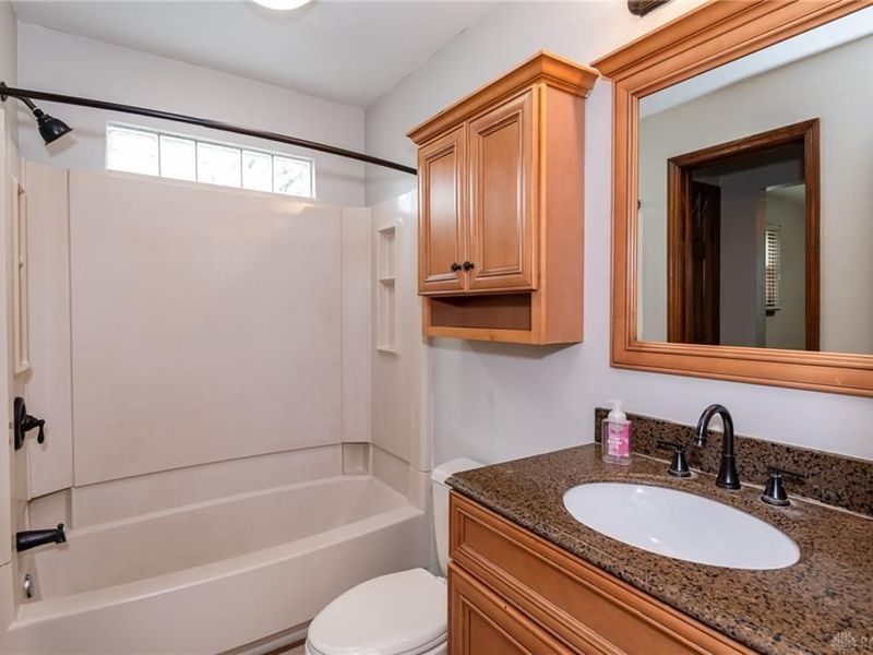 1701 E Lindsey Avenue, Miamisburg, OH 45342 Photo 19