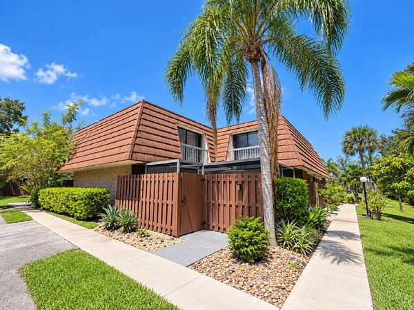 825 CENTER Street, Unit 5A, Jupiter, FL 33458