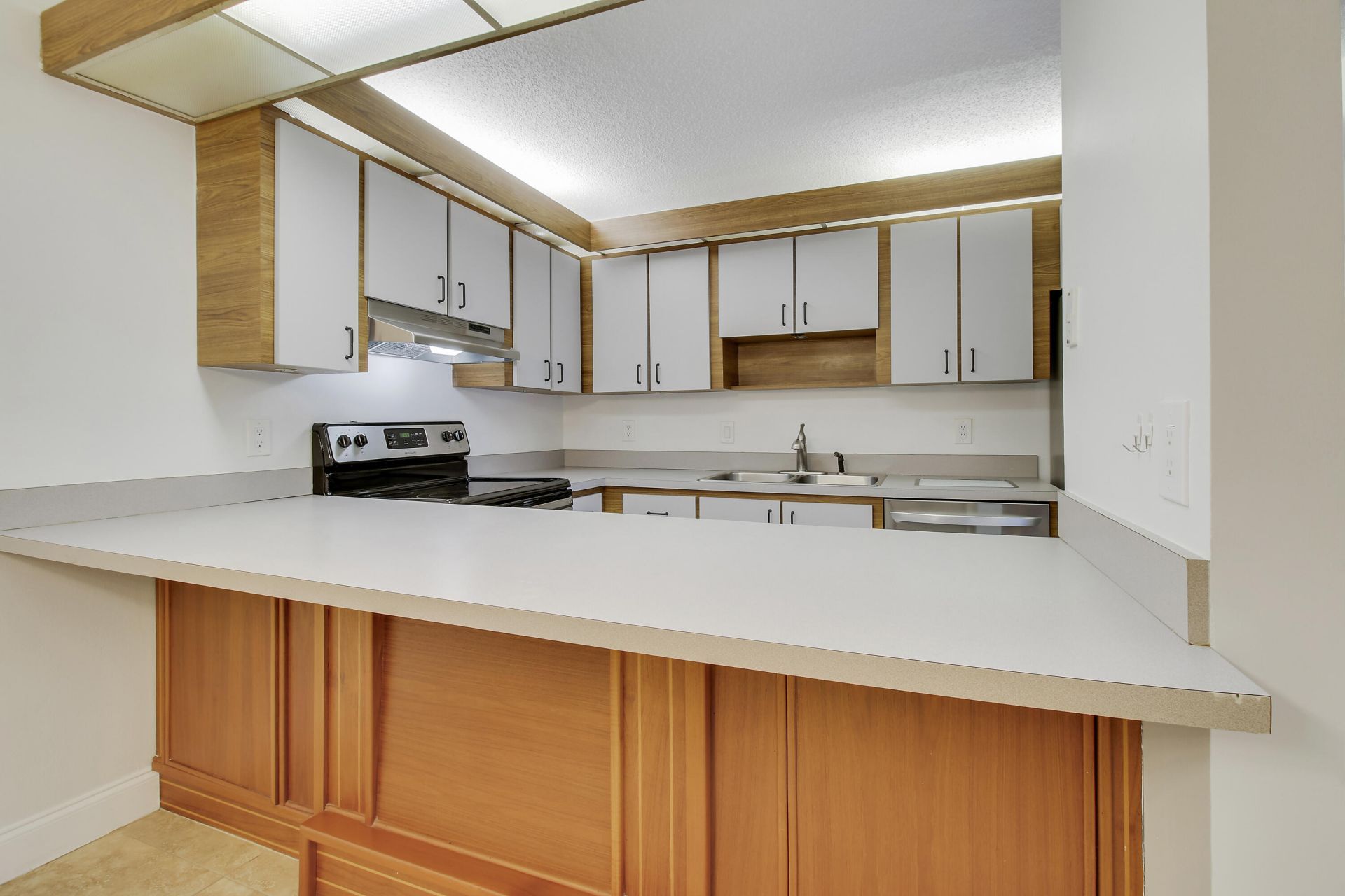 825 Center Street, Unit 5A, Jupiter, FL 33458 Photo