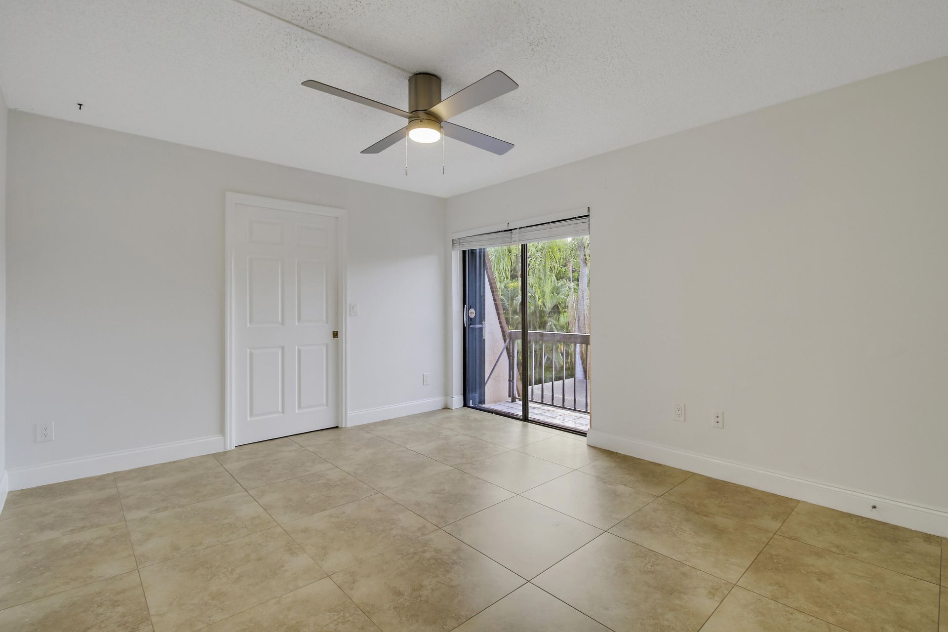 825 Center Street, Unit 5A, Jupiter, FL 33458 Photo