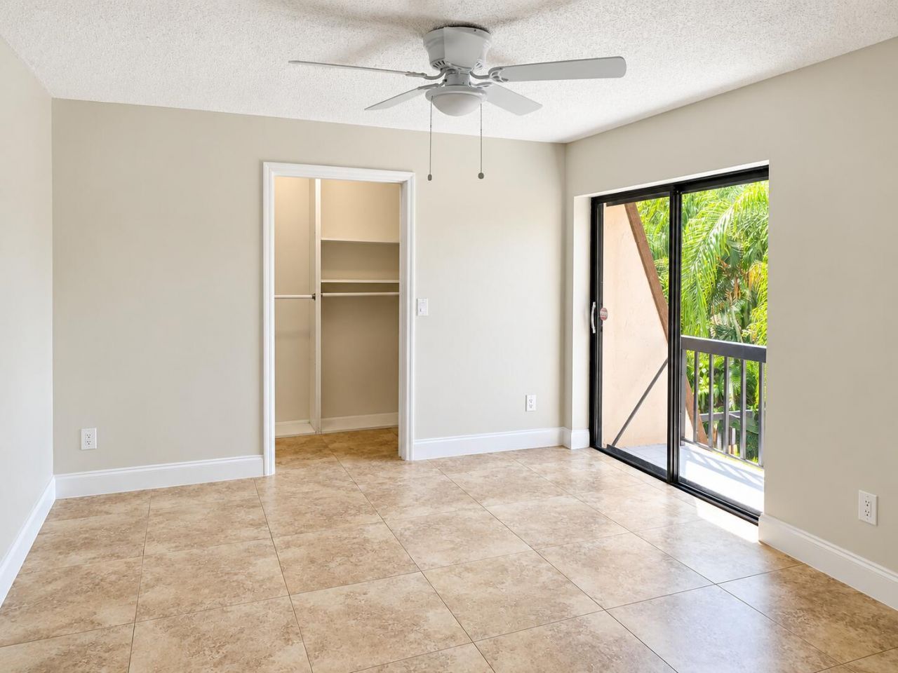 825 Center Street, Unit 5A, Jupiter, FL 33458 Photo
