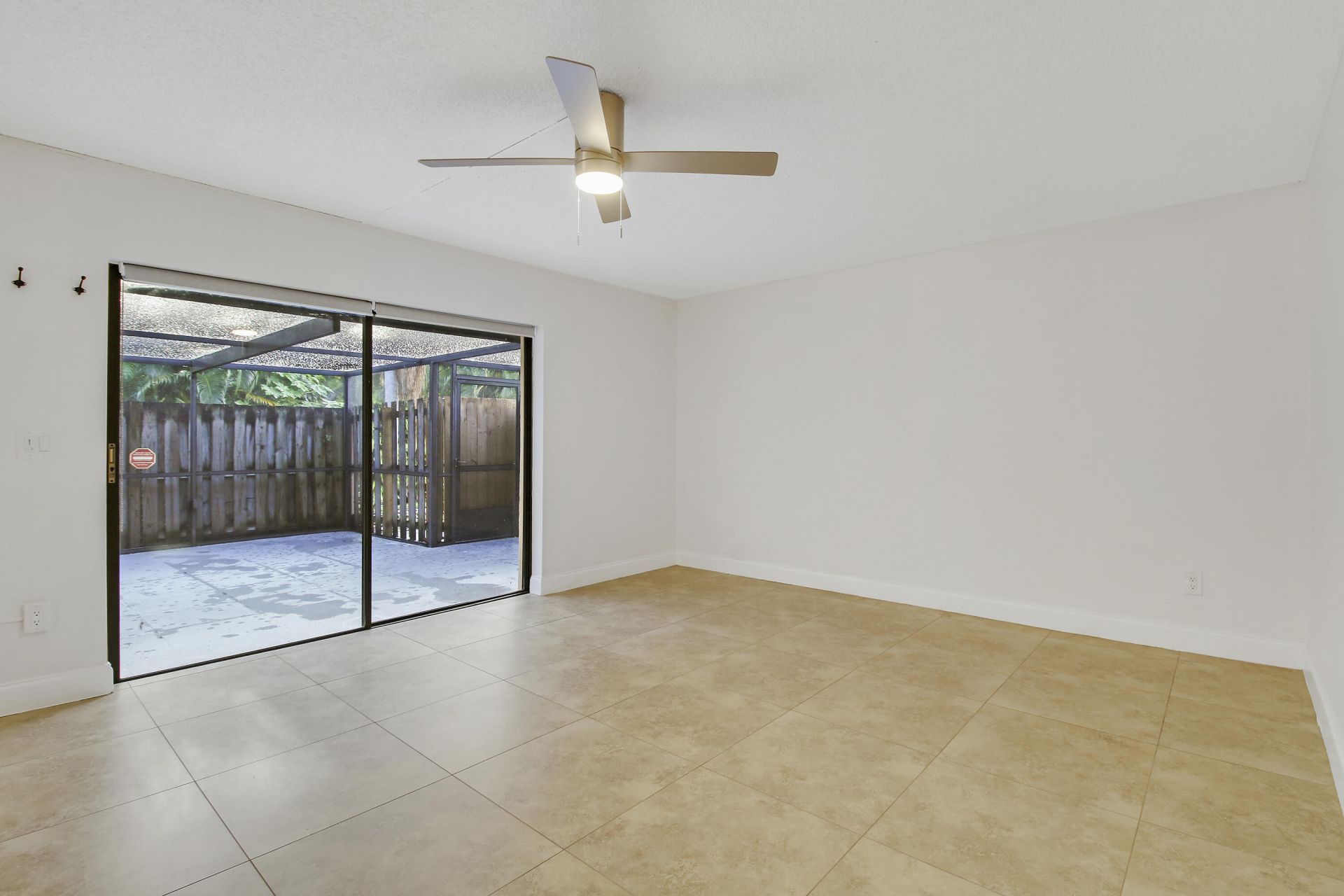 825 Center Street, Unit 5A, Jupiter, FL 33458 Photo