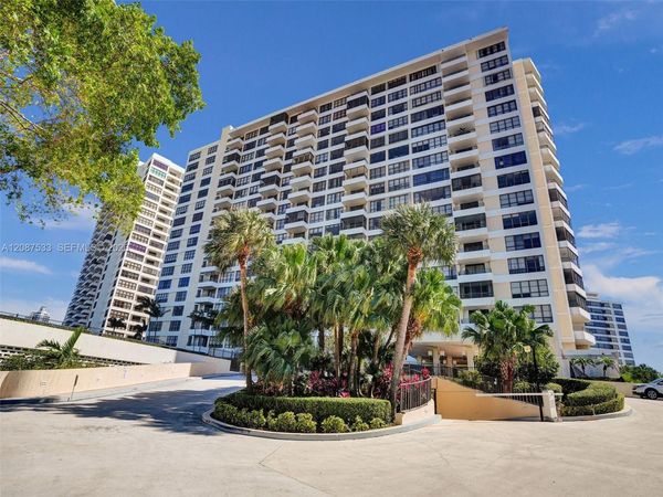 600 Three Islands Blvd, Unit 311, Hallandale Beach, FL 33009