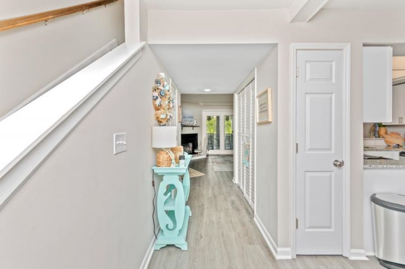 23 Shadow Moss Pl.  Photo 10