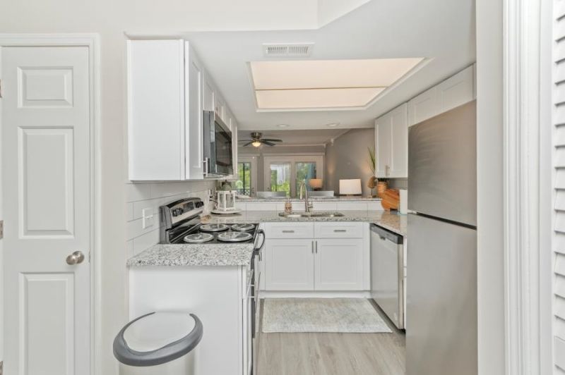 23 Shadow Moss Pl.  Photo 17