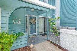 23 Shadow Moss Pl.  photo 4