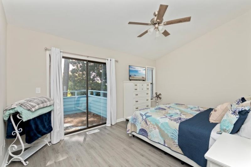 23 Shadow Moss Pl.  Photo 50