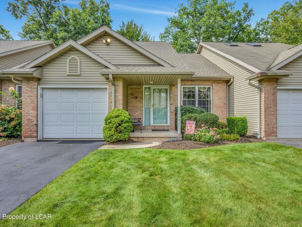 1002 S Appian Way, Hazle Twp, PA 18202