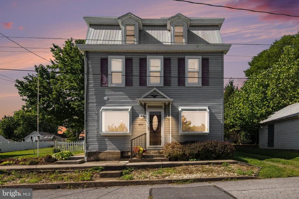 405 KAUFFMAN STREET, BOILING SPRINGS, PA 17007