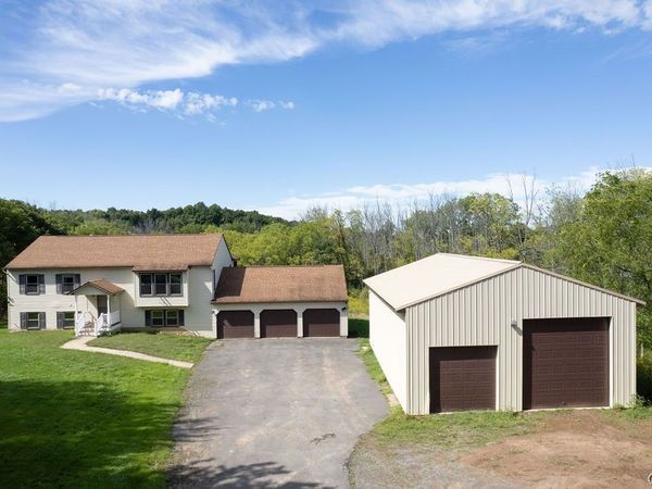 7391 Kingdom Road, Baldwinsville, NY 13029