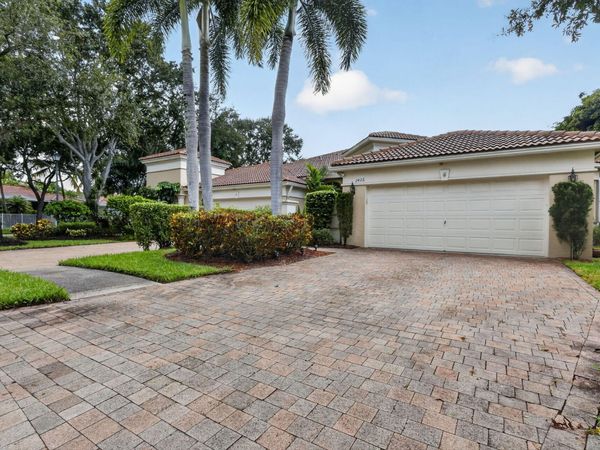 2426 SANDY CAY, West Palm Beach, FL 33411